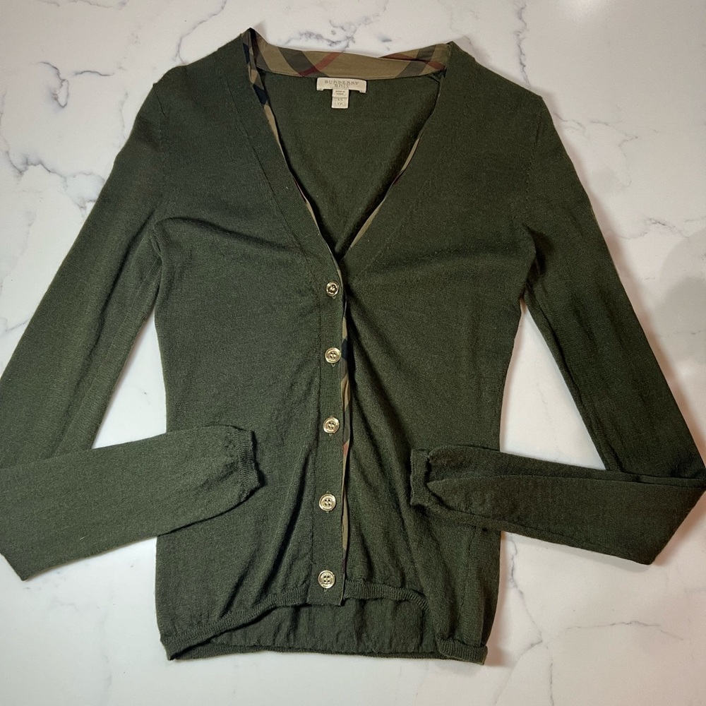 Burberry Britt 100% Fine Wool Merino